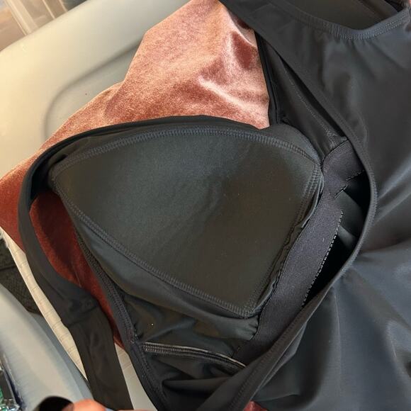 L.L. Bean UPF 50+ Black Slimming One Piece Swimsuit Size 8 Long - Picture 4 of 5